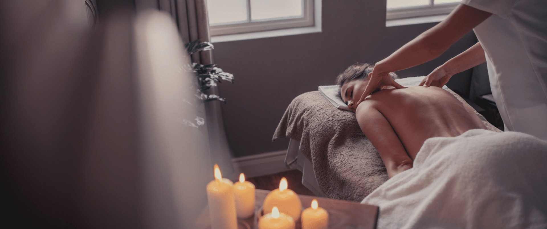 Soukromé Thajské a Švédské masáže v pohodlí vašeho hotelu
